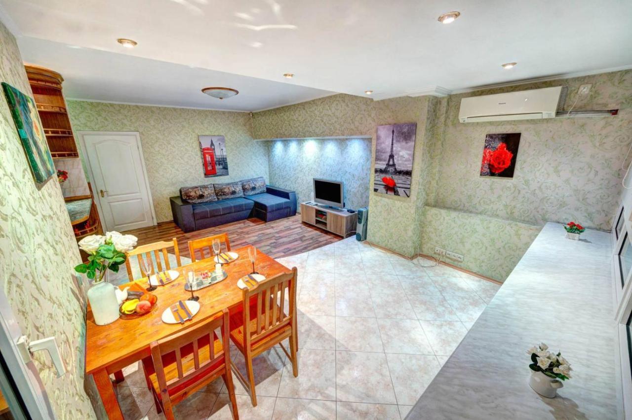 Apartments Of Bogdan Khmelnitsky Kijev Kültér fotó